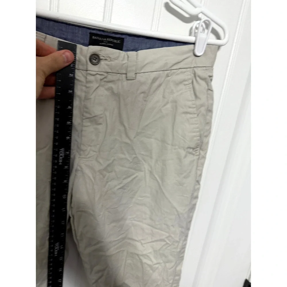 Banana Republic Aiden Chino Mens 32x30 Tan Khaki Slim Fit Flat Front Pants